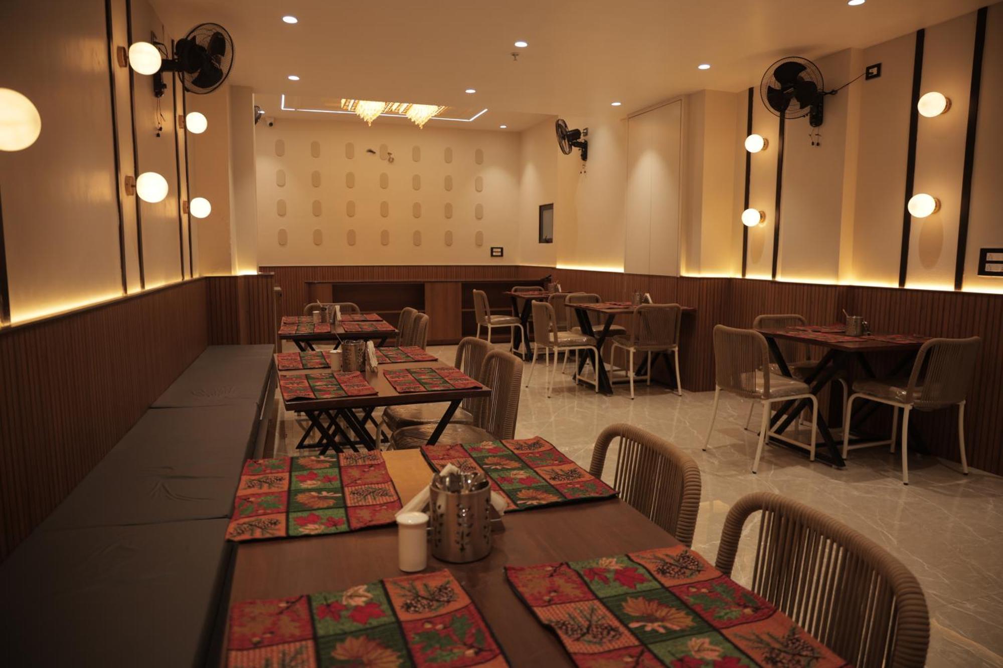 אודייפור Hotel The Rainbow Inn מראה חיצוני תמונה
