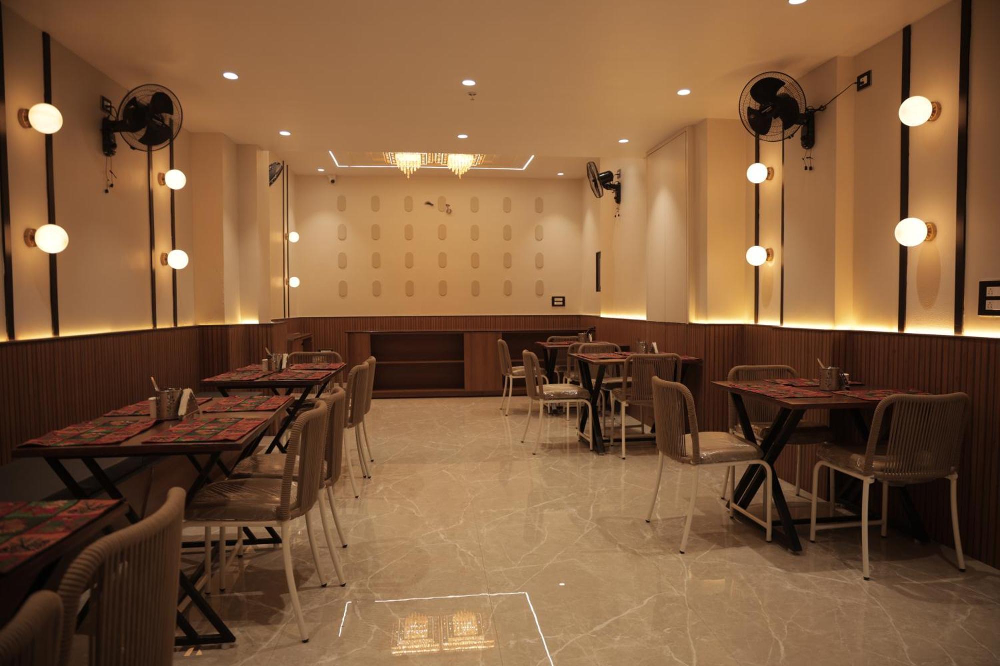 אודייפור Hotel The Rainbow Inn מראה חיצוני תמונה