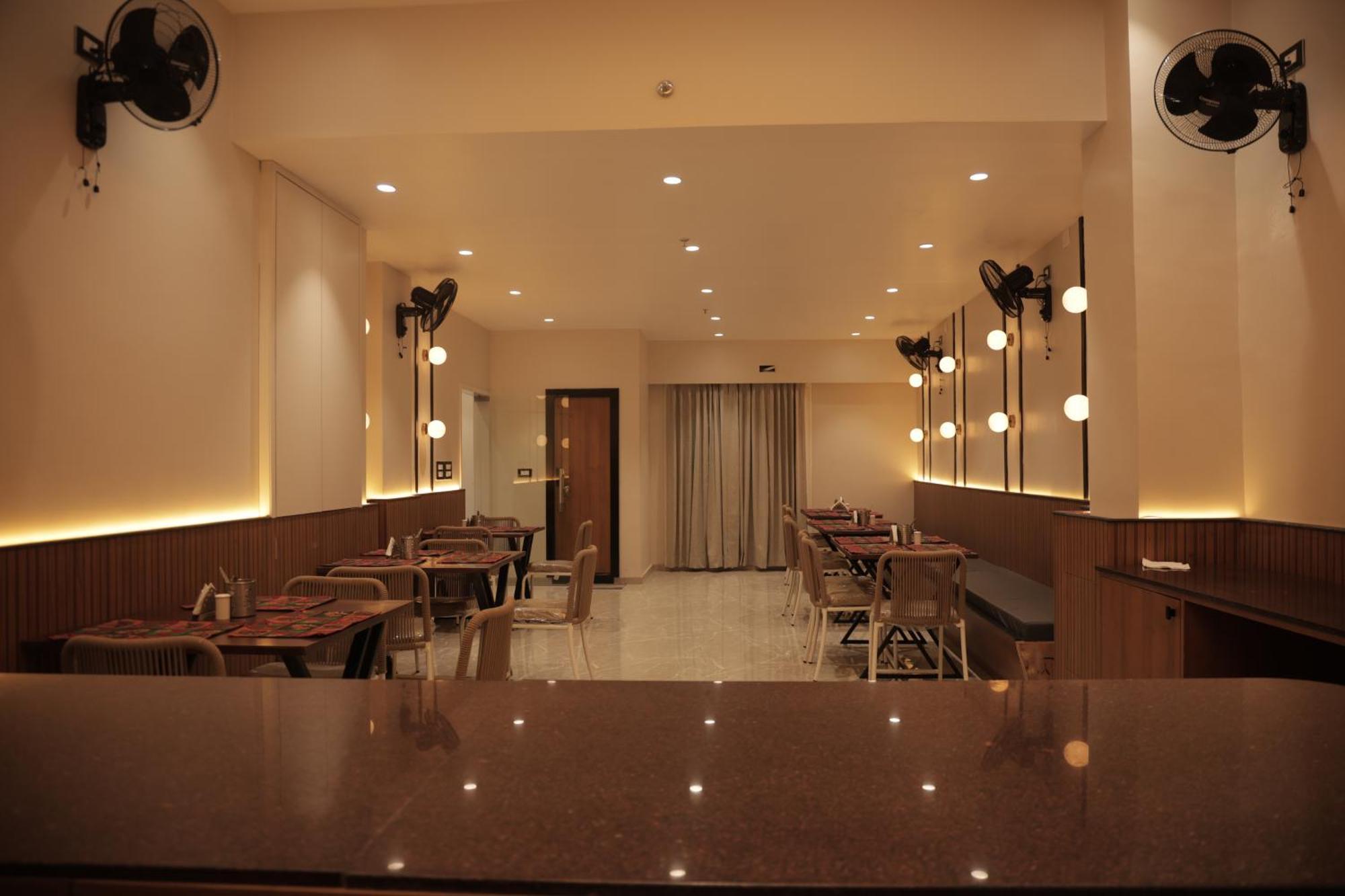 אודייפור Hotel The Rainbow Inn מראה חיצוני תמונה